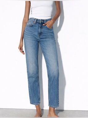 Zara Mom Jeans High Waisted Rise Denim Cropped Ankle Grunge 90s Womens size 8